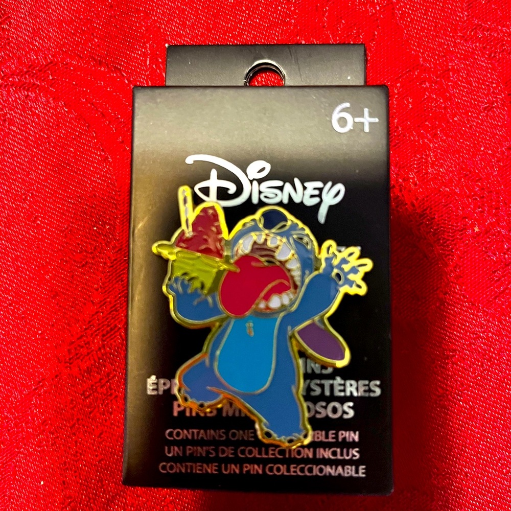 New Disney Lilo & Stitch pin